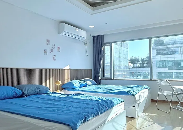 2026best 홍대입구역1분 연남동5분 멋진뷰 넓은룸 짐보관 홍대거리 올리브영1분 아파트 서울특별시